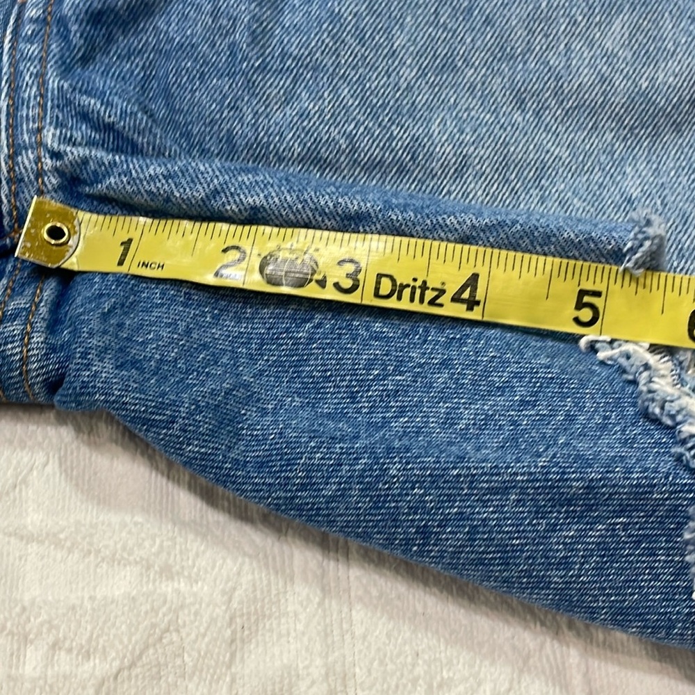 Levi’s 501 Button Fly High Waist Cut Off Jean Shorts Size 28 - Picture 10 of 10